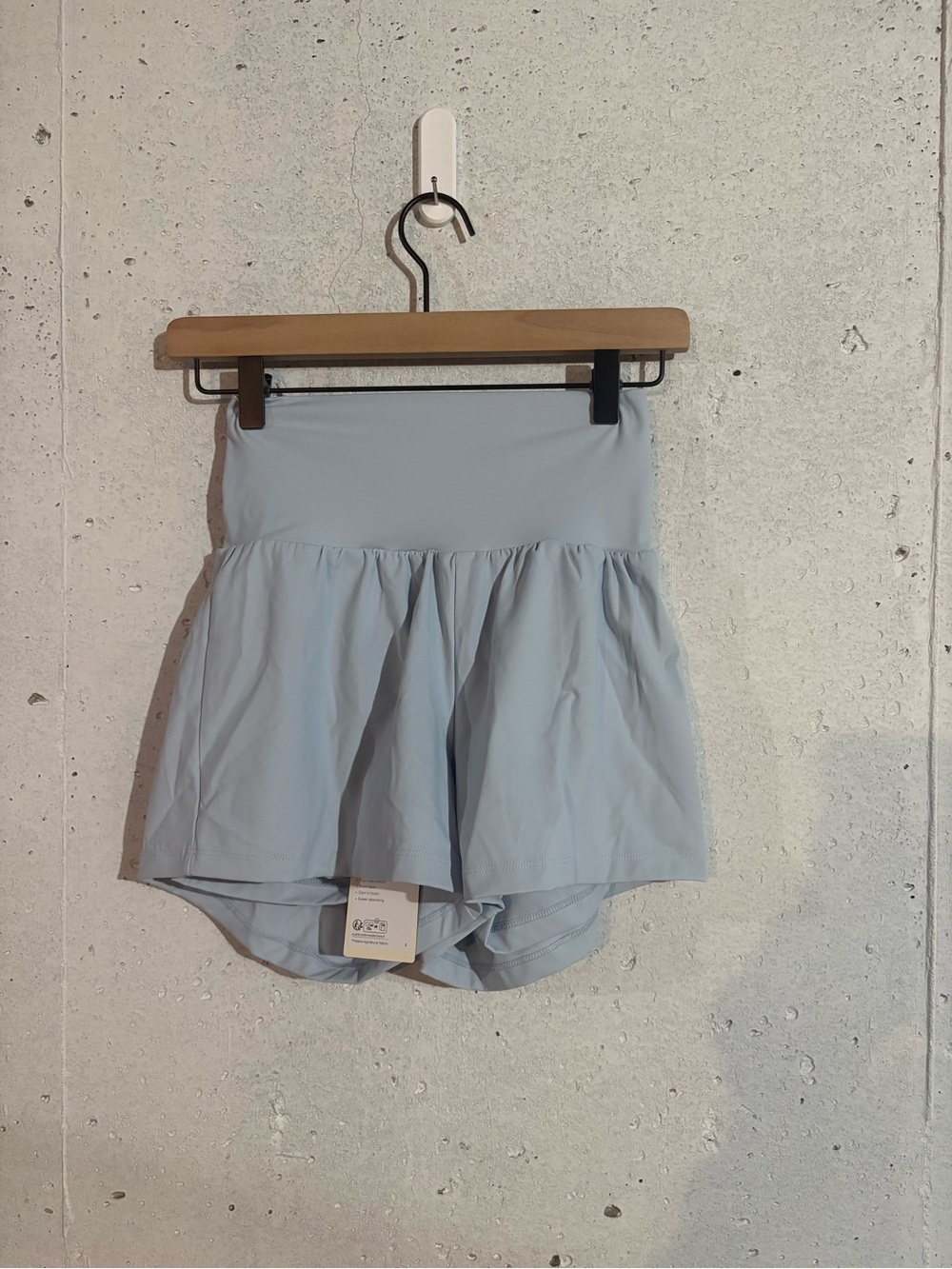 Halara SoftlyZero Airy Super High Waisted 2-in-1 InstantCool Shorts | Size: S